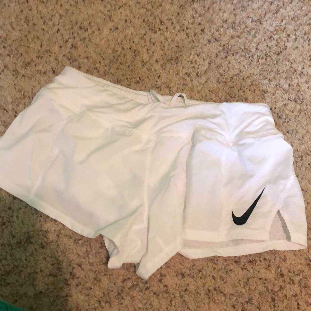 white nike crew running shorts